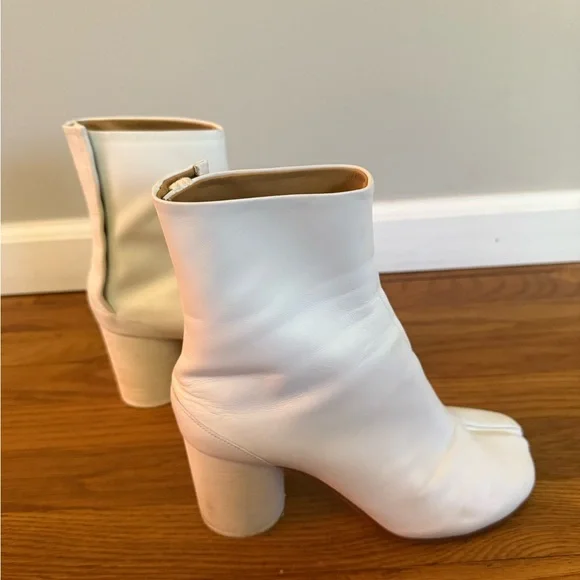 Maison Martin Margiela White Tabi Heeled Boots - Picture 5 of 6